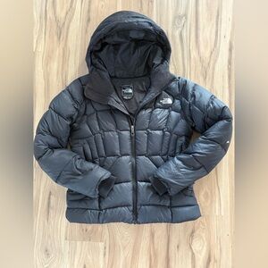 Women’s North Face Down Jacket Size Medium black